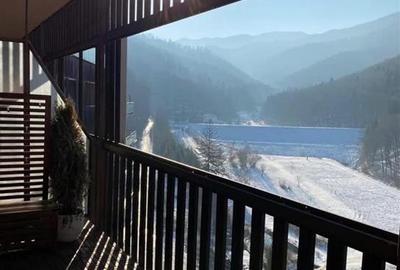 Apartament cu 3 camere decomandat, mobilat în Răcădău