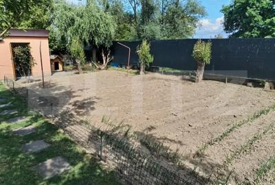 Casă cu 4 camere cu Teren 1241 Mp în Amați - 1