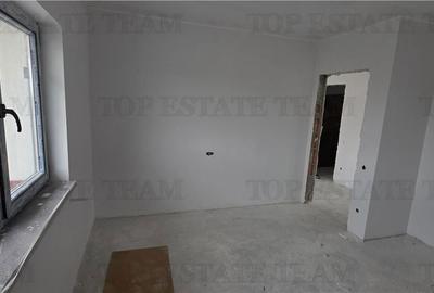 Casă cu 3 camere în Domnești