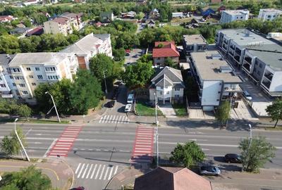 Casă cu 7 camere cu Teren 700 Mp în Hotvon - 9