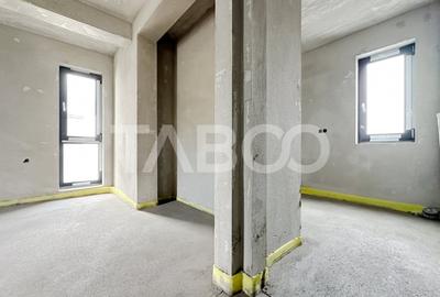 De vanzare duplex 200 mp utili semifinisat cu garaj in Floresti - 3