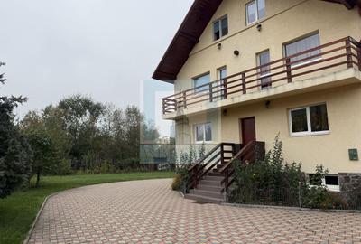 Casă individuală cu 8 camere cu Canalizare în Sânpetru - 6