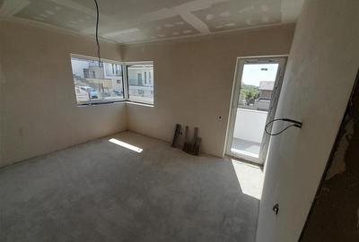 Casă individuală cu 4 camere cu Canalizare în Chinteni - 14