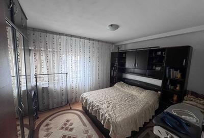 Apartament cu 3 camere decomandat în Central - 3