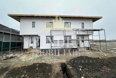 Duplex cu 5 camere cu Canalizare în Giarmata-Vii - 1