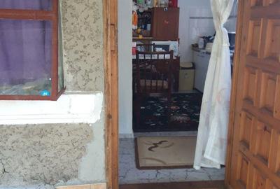 Casă cu 2 camere cu Teren 1000 Mp în Podenii Noi - 9