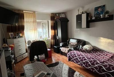 Apartament cu 2 camere decomandat în Central - 3