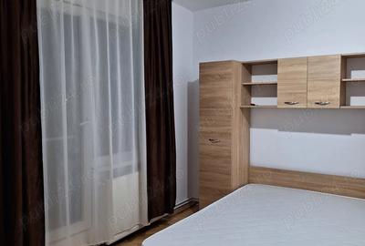 Inchiriez apartament
