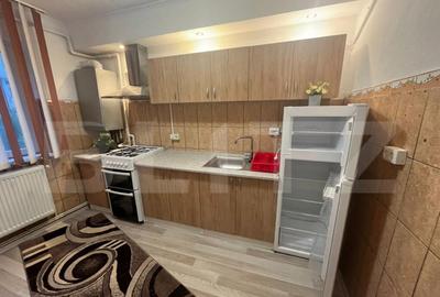 Garsoniera, 27 mp utili, zona Micro 9 - 5