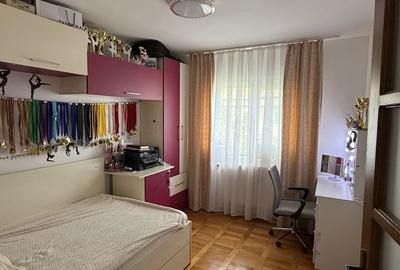 Apartament cu 3 camere decomandat în Central - 8