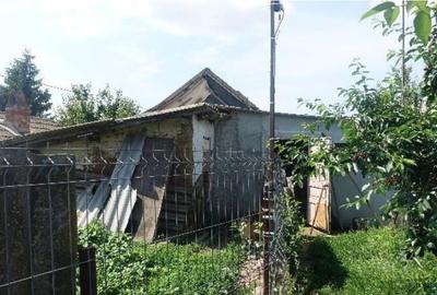 Casă cu 1 camere cu Teren 1450 Mp în Troianul - 2