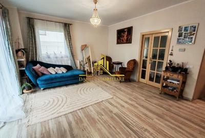 Apartament cu 2 camere semidecomandat, mobilat în Bună Ziua