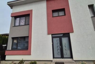 Vând casa tip duplex Floresti - 8
