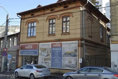 Pitesti - Targul din Vale, Birouri de inchiriat la etaj, 163 mp utili - 1