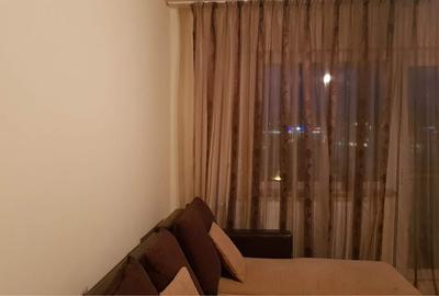 Apartament cu 3 camere decomandat în Central - 3