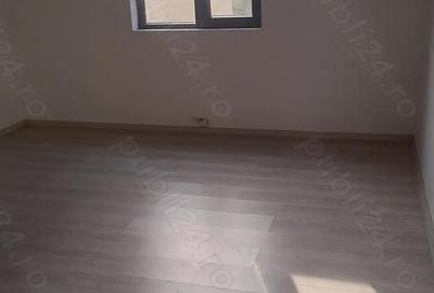 Casa mare in localitatea Lumina cu patru camere ?i 300 mp teren - 3