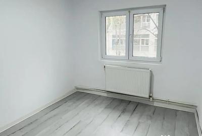 Apartament cu 3 camere decomandat în Central - 6