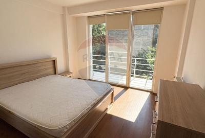 Apartament cu 3 camere de inchiriat - 11