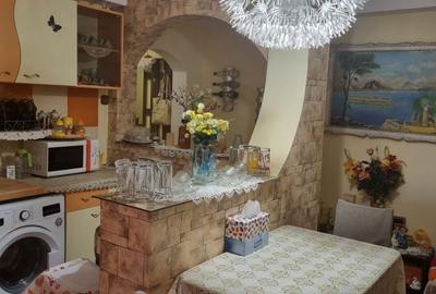 Apartament cu 3 camere semidecomandat în Central - 5