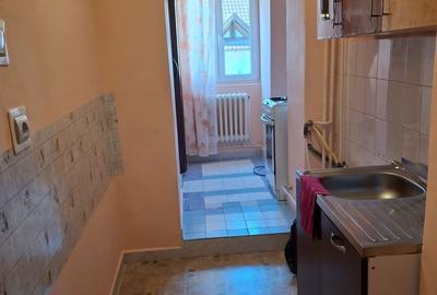 Garsonieră decomandată în Central - 3