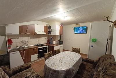Apartament cu 3 camere decomandat în Dâmbovița - 10