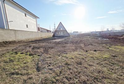 Teren Construcții intravilan de 1186 mp, în Vest - 7