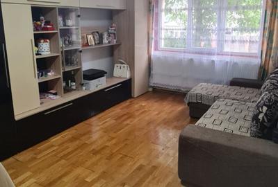 Apartament cu două camere - zonă excelentă Apartament cu două camere - zonă excelentă - 1