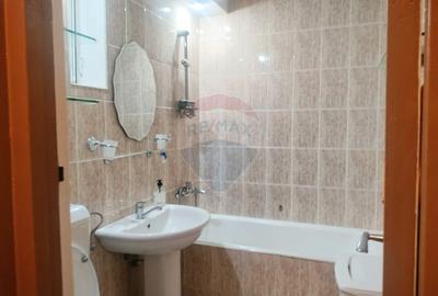 Apartament cu 3 camere decomandat în Central - 4