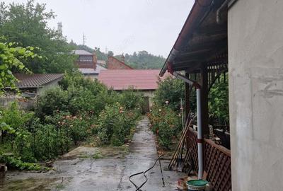 Casa cu etaj ID 1203 - 2