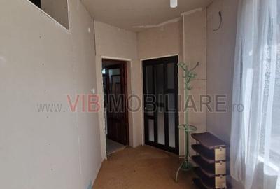 Maneciu Pamanteni - Casa  si anexa 170 mp construiti - 4 camere - 460 mp teren - 11