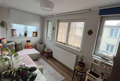 Casă cu 3 camere în Central