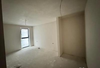 Apartament cu 3 camere decomandat în Central - 2