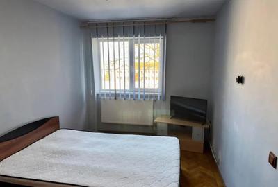 Apartament cu 2 camere semidecomandat, mobilat în Central - 2