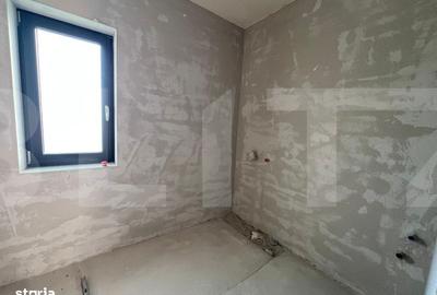 Casă cu 6 camere cu Teren 1000 Mp în Aiton