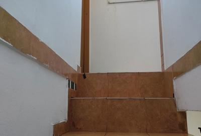 Apartament decomandat în Delfinariu