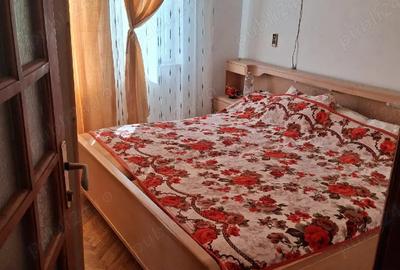 Apartament cu 3 camere decomandat în Central - 1