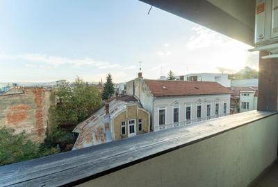 Persoană fizică vând apartament central cu 3 camere si garaj in Cluj-Napoca - 6