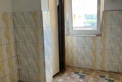 Apartament cu 3 camere decomandat în Central - 2