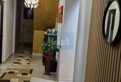 Casă cu 5 camere cu Teren 1100 Mp în Vânători - 2