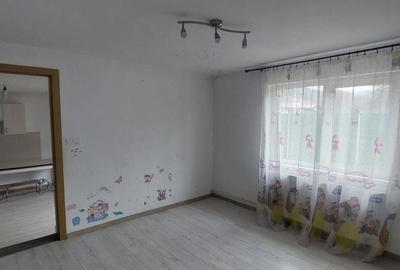 Casă cu 3 camere cu Teren 208 Mp în Moieciu - 11