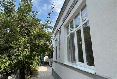 Casă cu 4 camere cu Canalizare în Central - 12