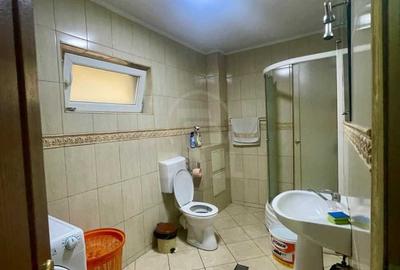 Casa cu 3 dormitoare, foarte spatioasa in zona linistita, zona Ciuperca Dambul R - 6