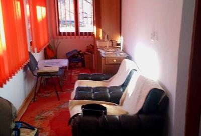 Casă cu 4 camere în Vaideeni - 2