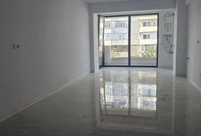 Apartament cu 2 camere decomandat în Piața Centrală - 15