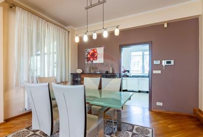 Casă cu 5 camere cu Garaj în Copăceni - 3