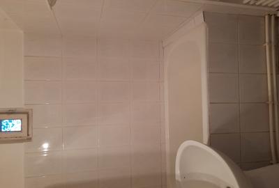 Vand Garsoniera cu balcon. - 3