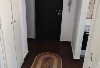 Apartament cu 2 camere semidecomandat în Independenței - 1