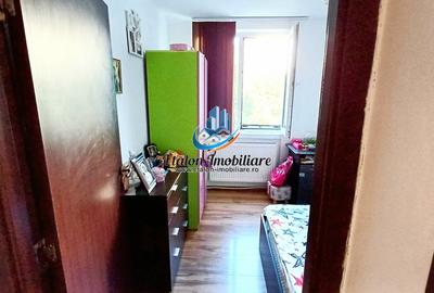 Apartament cu 3 camere semidecomandat în Dărmănești - 6