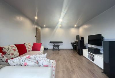 Apartament cu 3 camere decomandat, mobilat în Aradului - 3