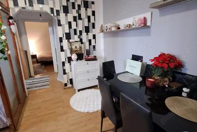 Vand apartament cu 2 camere in Rogerius - 8